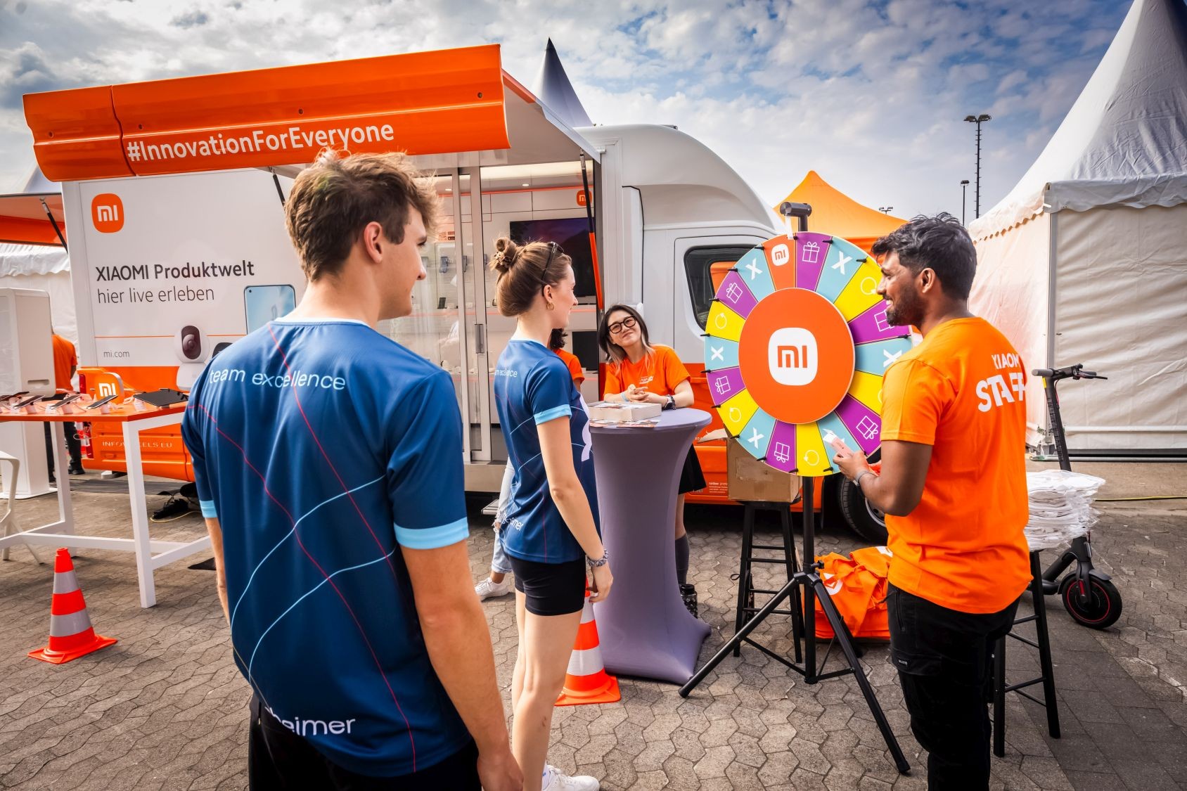 Impressionen beim B2Run Düsseldorf 2024 #gemeinsamaktiv