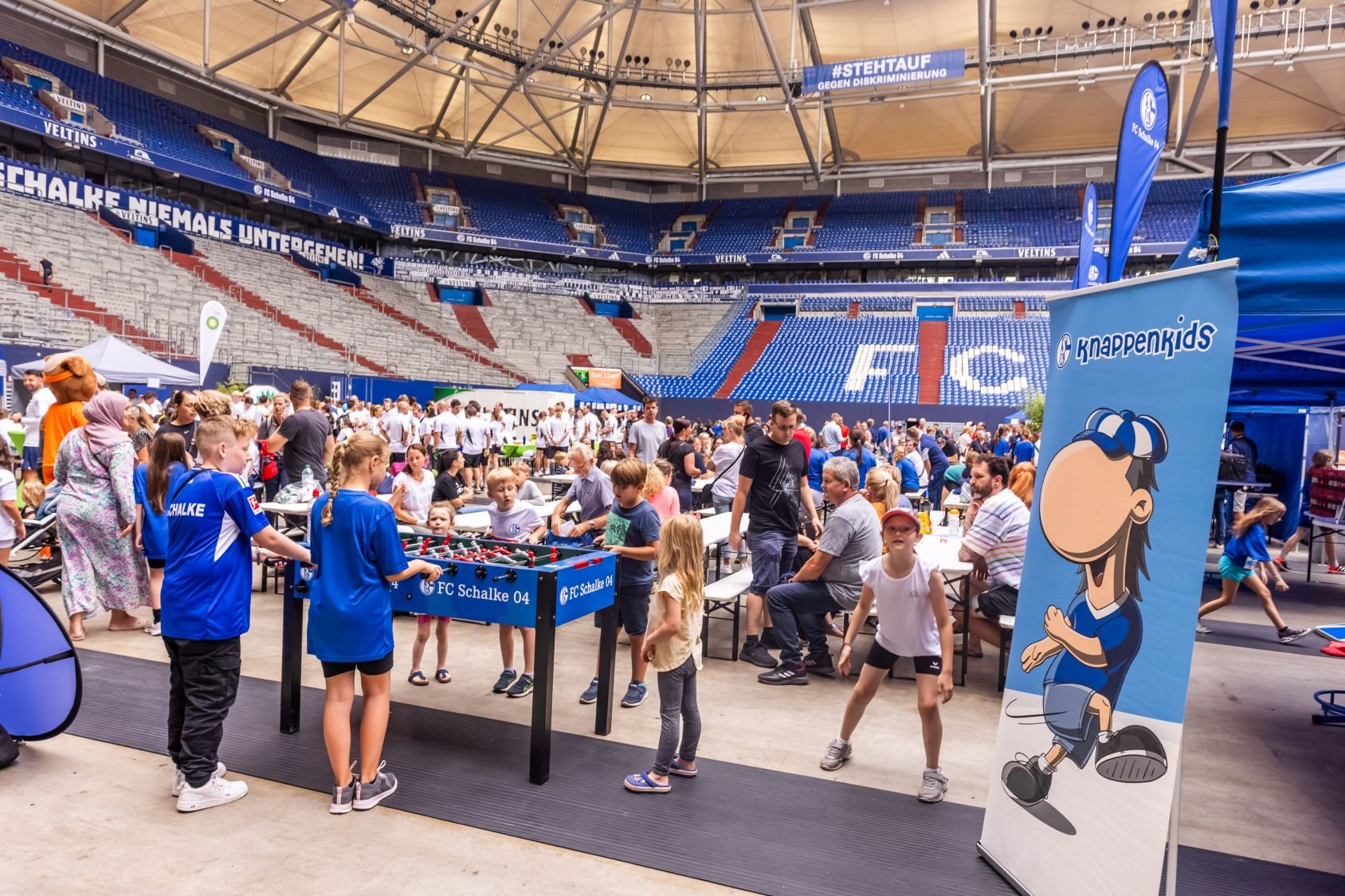 Erste Bilder und Impressionen vom B2Run Gelsenkirchen 2023 #gemeinsamaktiv