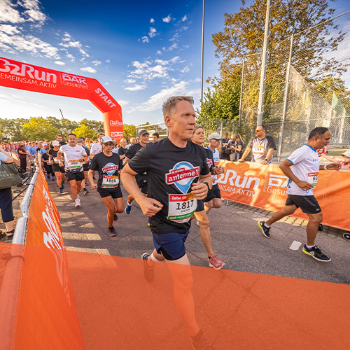 Bilder vom Start beim B2Run Stuttgart